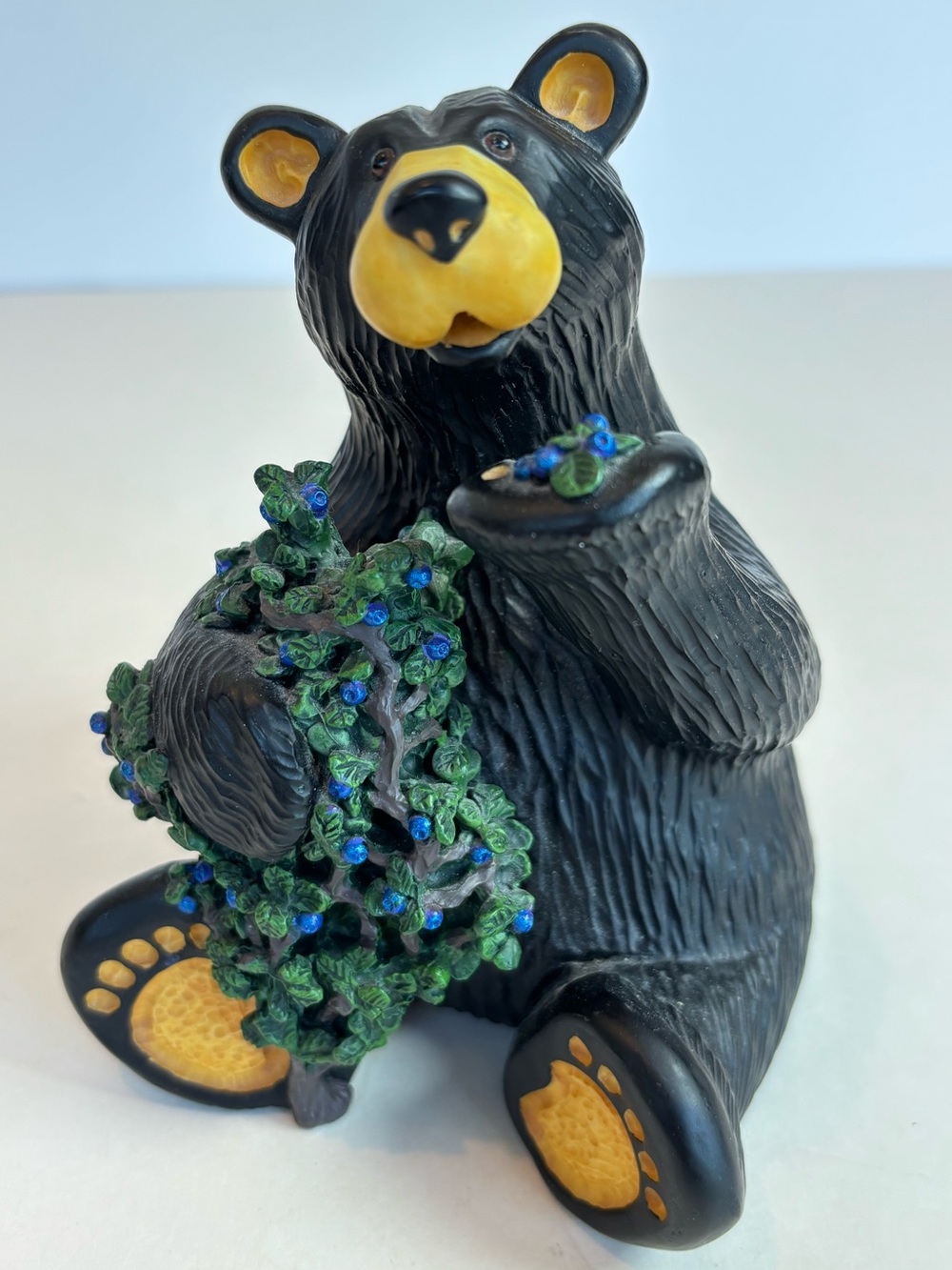 Bearfoots Bears “Barry” Blueberry Bear Figurine Jeff Fleming Big Sky Retired